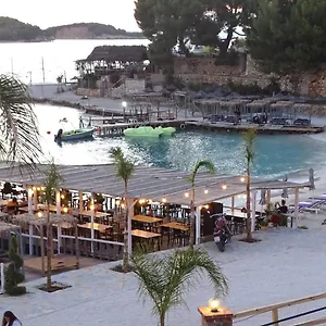 Melina's Seaside Retreat , Ksamil Albanië