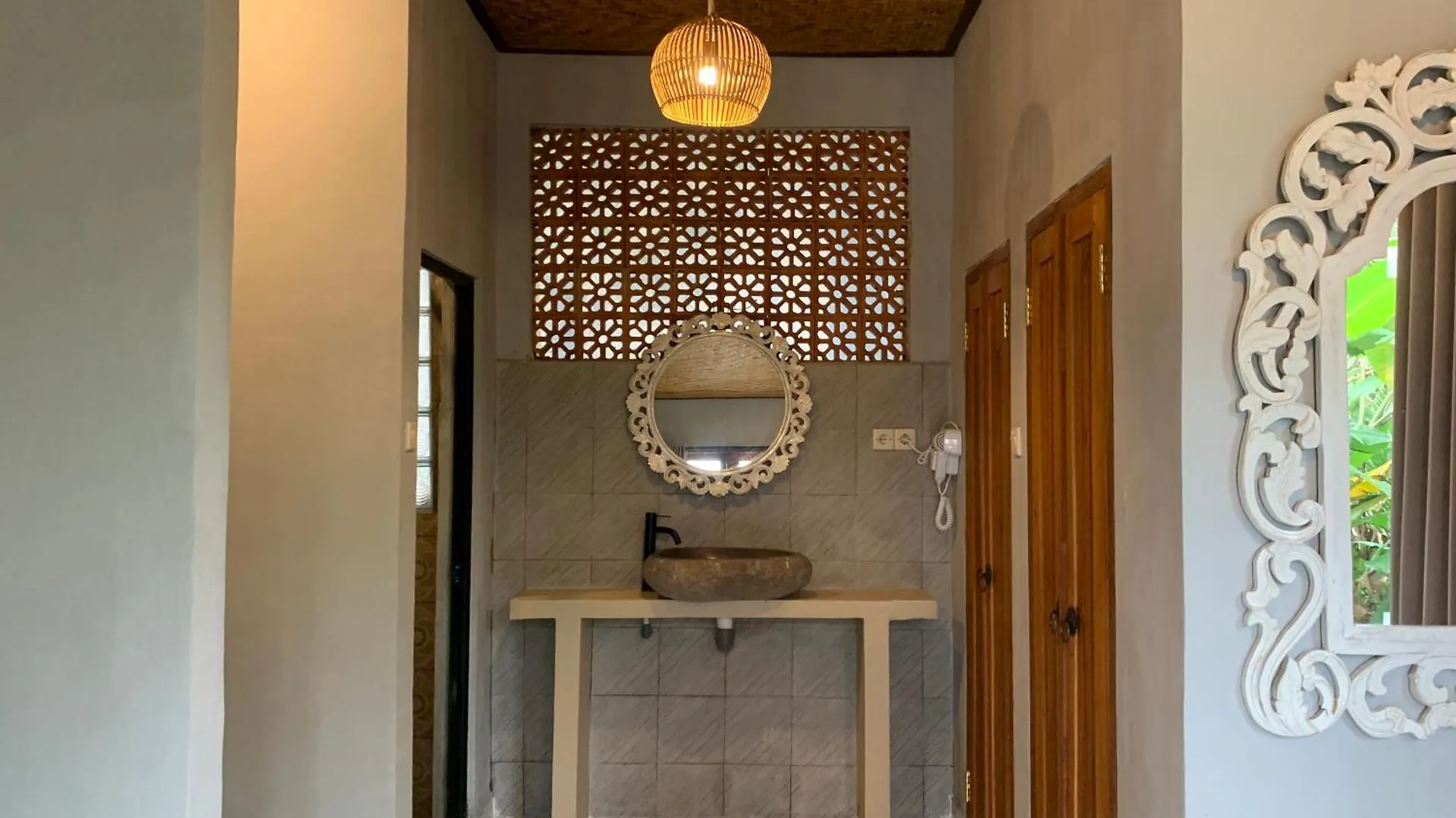Hostel Ubud Rice Field House